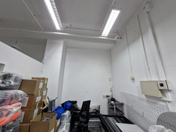 E-centre @ Redhill (D3), Factory #573630401